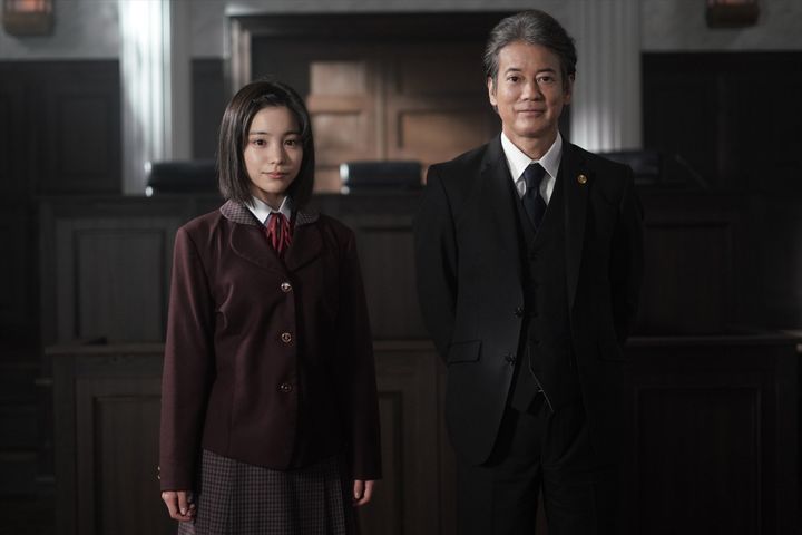 テレビ朝日ドラマプレミアム『無垢なる証人』に出演する（左から）當真あみ、唐沢寿明 （C）テレビ朝日 width=