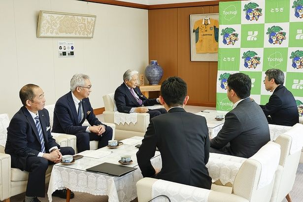 雪の中で開催された冬の花火大会の裏話や、周辺地域との心温まるエピソードなども飛び出し、両者の間に築かれた強固な信頼関係が垣間見えた 【撮影＝藤巻祐介】