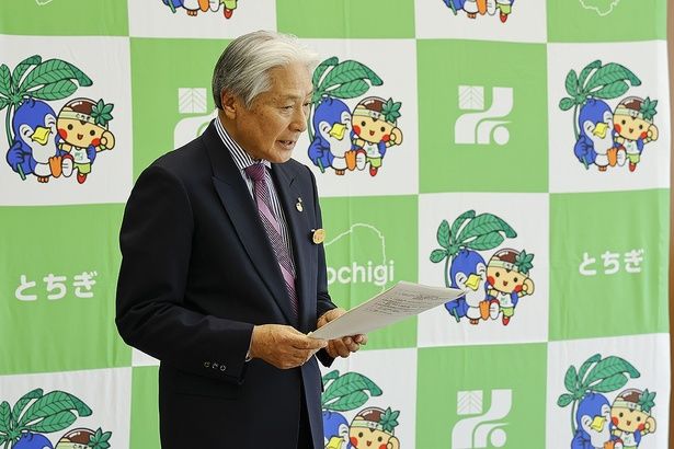 「観光ブース出展やSNS撮影協力など、これまでの多大なご支援、そして地元の伝統や材料を活かした社会貢献活動に心から感謝申し上げます」と感謝の意を伝えた福田知事 【撮影＝藤巻祐介】