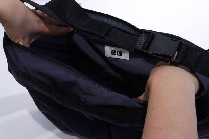 ユニクロユー バッグ 容量