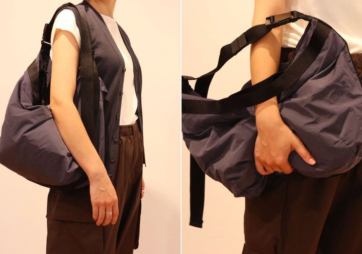 ユニクロユー バッグ 持ち方