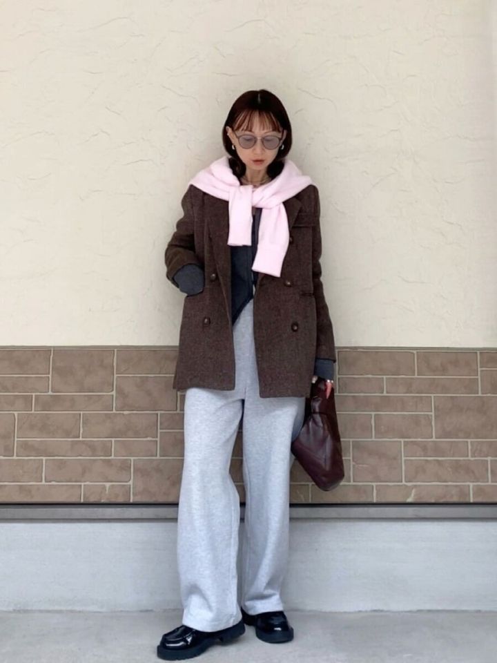 2026春大人女性おすすめ肩掛けミックスコーデ