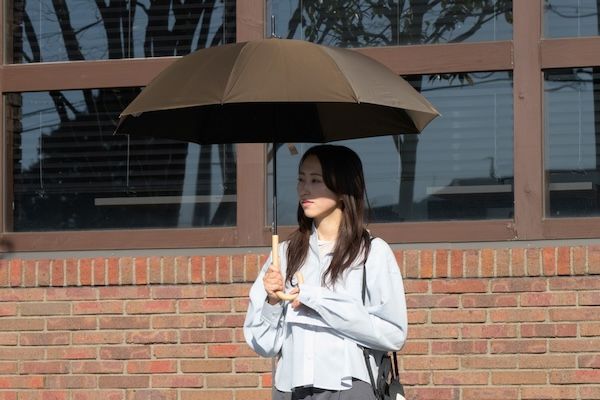 【静岡県静岡市】老舗傘メーカーのブランド「WEATHER LIFE」から雨晴兼用傘が誕生。大雨も強い日差しも対応