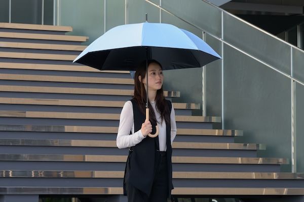 【静岡県静岡市】老舗傘メーカーのブランド「WEATHER LIFE」から雨晴兼用傘が誕生。大雨も強い日差しも対応