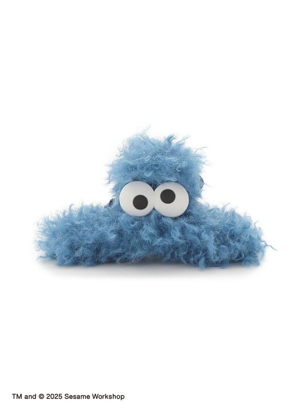 「ファーヘアクリップ」(2530円)