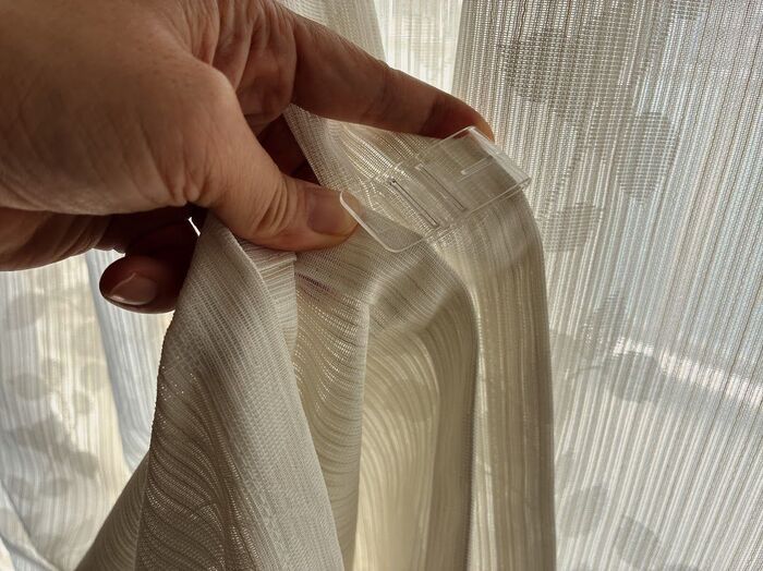 「窓を開けたいけど、外の目が気になる…」をキャンドゥで解決！〈春夏ヘビロテ確定〉の優秀グッズをピックアップ♡