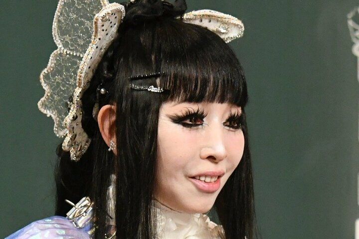 【写真・画像】”20億円超”埋蔵金の地図を所持する人気芸人をプリンセス天功が実名告白 「今年中に3箇所は掘られちゃうかな」 1枚目