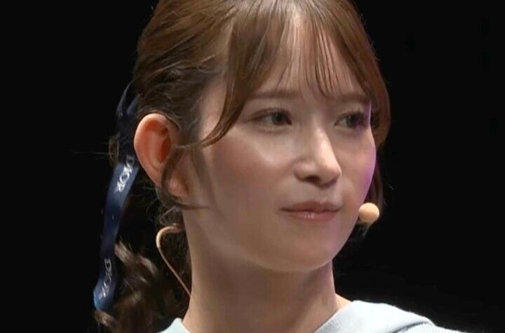 【写真・画像】デビュー1ヶ月で大学中に広まり、自宅特定…人気セクシー女優、衝撃の学生時代を告白「インターホンを鳴らす男子たちと…」 1枚目