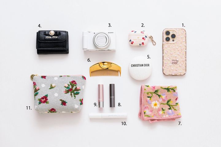 まこ バッグの中身