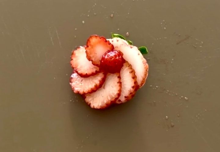 いちごの飾り切り