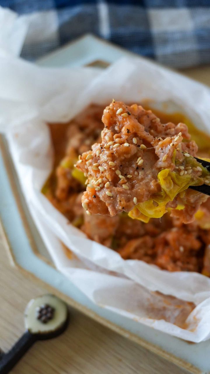 豚こまとキャベツのフライペン蒸し