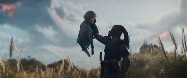 主人公がプレデターになったほか、革新的な要素が満載となっている 『プレデター：バッドランド』ブルーレイ＋DVD セット、4K UHD＋ブルーレイ セット発売中 プレデター ペンタロジーBOX＜4K UHD＋ブルーレイ／10枚組＞同時発売 発売元：ウォルト・ディズニー・ジャパン 発売・販売元：ハピネット・メディアマーケティング デジタル配信中（購入／レンタル） 発売元：ウォルト・ディズニー・ジャパン [c] 2026 20th Century Studios