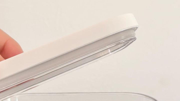 100均の「密閉できる小麦粉の保存容器」が使いやすくて大助かり！ 袋ごとOKで家事時短も♪