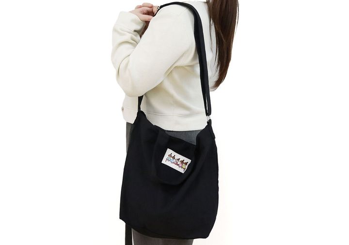 宝島社ムーミン黒ショルダーバッグ肩掛け