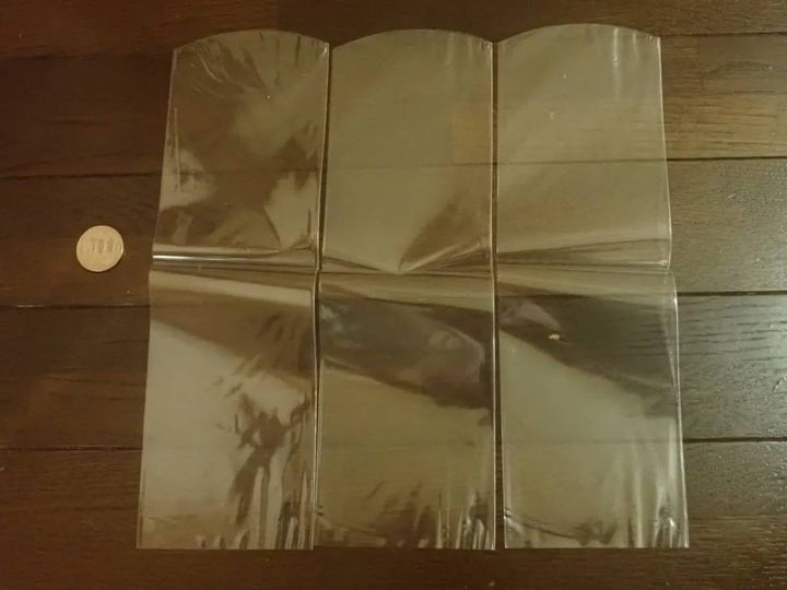 DAISO(ダイソー)：リモコン用ラップフィルム(3枚)