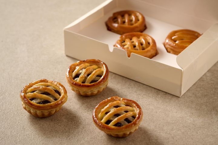 「ミニブルーベリーパイ」1620円（3個）／写真提供：帝国ホテル 京都