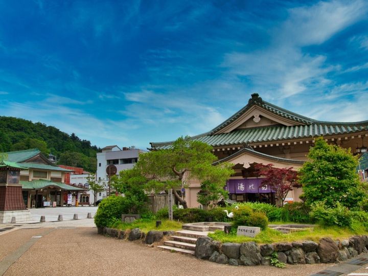 All About ニュース編集部が全国250人を対象に実施した「温泉に関するアンケート」の調査結果から、日本百名湯の中で、好き＆行ってみたい「北陸地方の温泉」ランキングを発表！ 2位「山中温泉」を抑えた1位は？