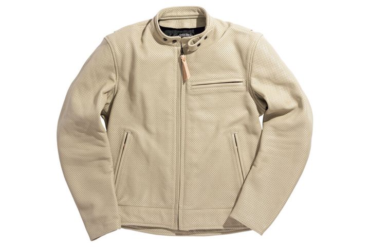 【クシタニ新作】夏でも「革」で走る贅沢。通気性と色気を両立した最新メッシュレザーウエア