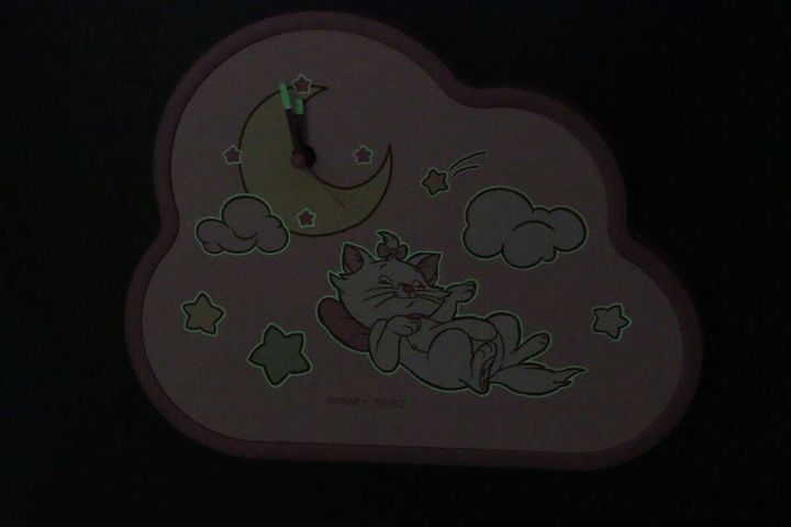 ダイカット置き掛け兼用時計（ディズニーマリー）DC9 蓄光