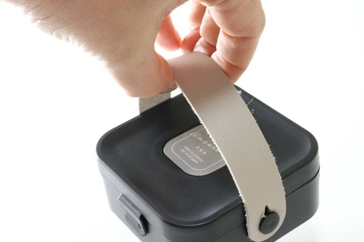 ダイソー アクセサリー収納ボックス（外せるタイプ）