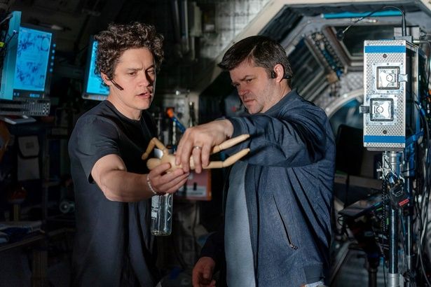 大学時代からの名コンビ、フィル・ロード(写真左)とクリストファー・ミラー(同右) [c]Everett Collection / AFLO