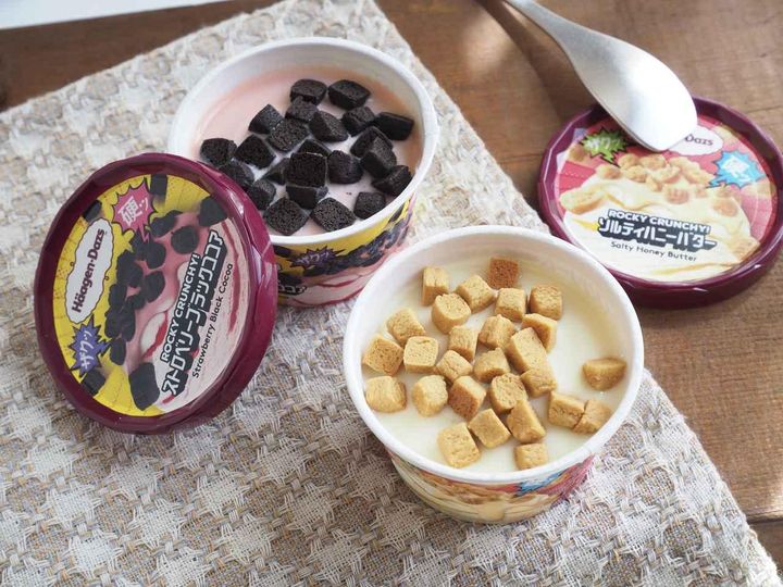 画像: 左から「ストロベリーブラックココア」、「ソルティハニーバター」希望小売価格は¥373（税込）