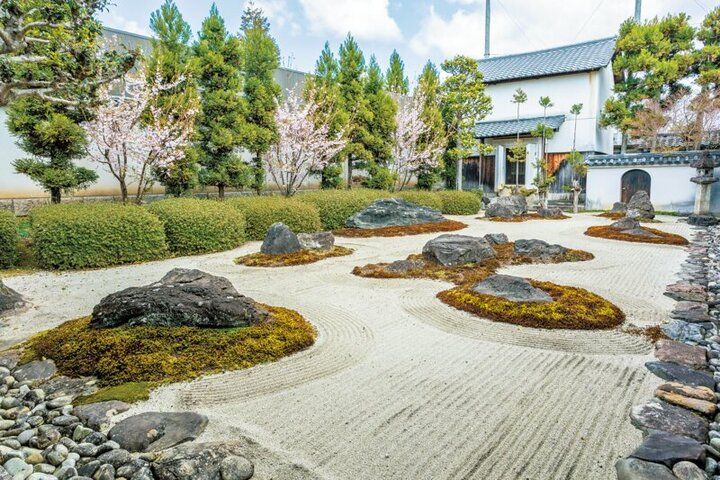 春爛漫の西陣桜さんぽ。京都よりみちこみち 寺之内通＆小川通【前編】