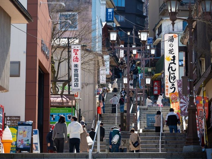 All About ニュース編集部は「名湯百選」に関するアンケート調査を実施。「名湯百選の中で、好き＆行ってみたい群馬県の温泉」ランキングで1位に選ばれたのは？