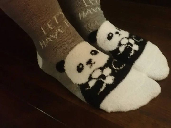 DAISO(ダイソー)：モールソックス(サッカーパンダ)