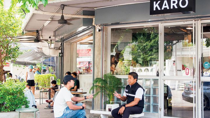 バンコク〈カロ・コーヒー・ブレックファスト・ブランチ・スペシャルティ・コーヒー・ビーンズ〉外観