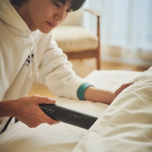 一人暮らしのベッドを“天国”に変えるふとん乾燥機を見っけ！ カドー「FOEHN LITE」が2026年のQOLを爆上げする予感