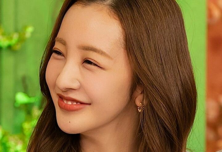 【写真・画像】峯岸みなみ（33）、同期・板野友美（34）は「仕事仲間以上、友達未満」リアルな関係を激白「プライベートで一緒に遊んだ記憶はないかも」 1枚目