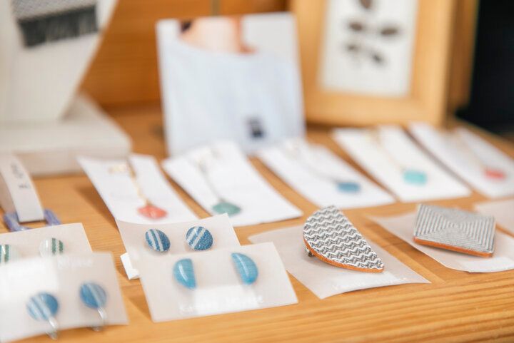 愛知・蒲郡の「竹島クラフトセンター」で手織り体験♪ふんわりやさしい綿の手ざわりに心和むひととき