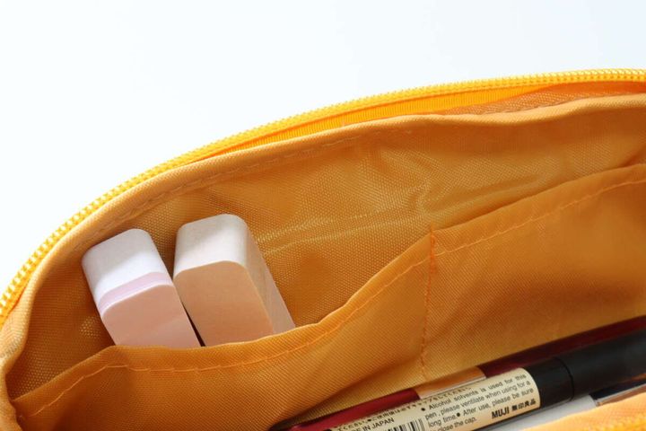 ユーティリティケース（ドナルドダック） 仕切り付きポケット