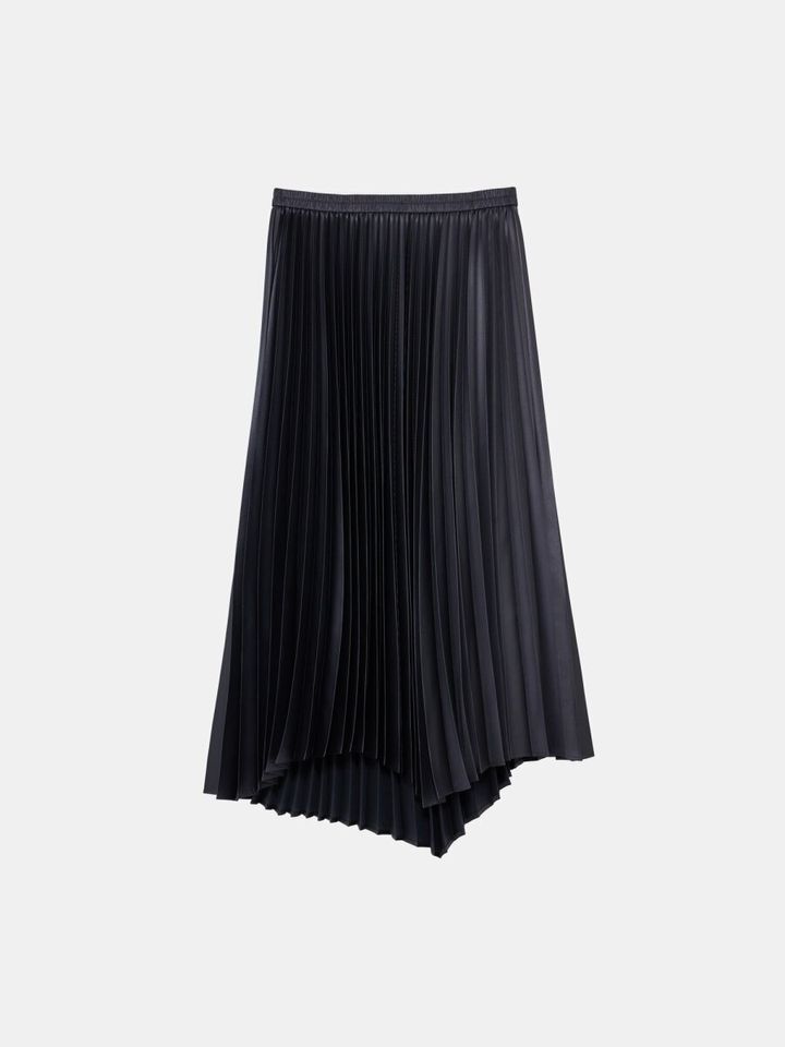 PLSTのサテンイレギュラーヘムプリーツスカート