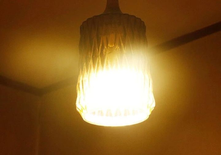 ダイソー LED電球人感センサー付き（40W形相当、昼白色） 使用例