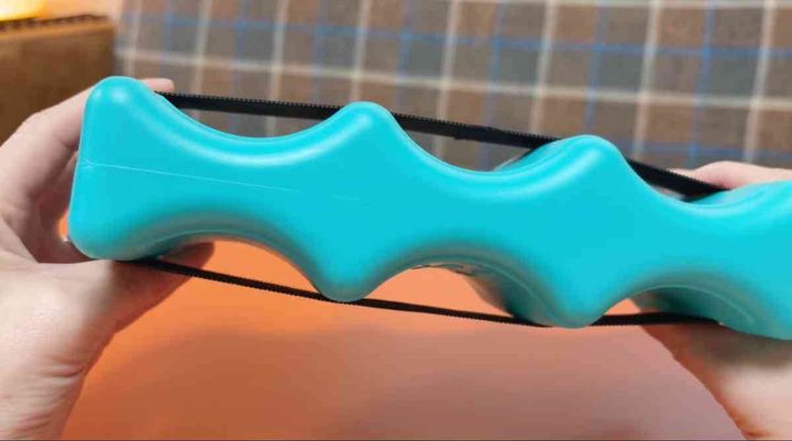 ダイソーの「缶ドリンク用保冷剤」