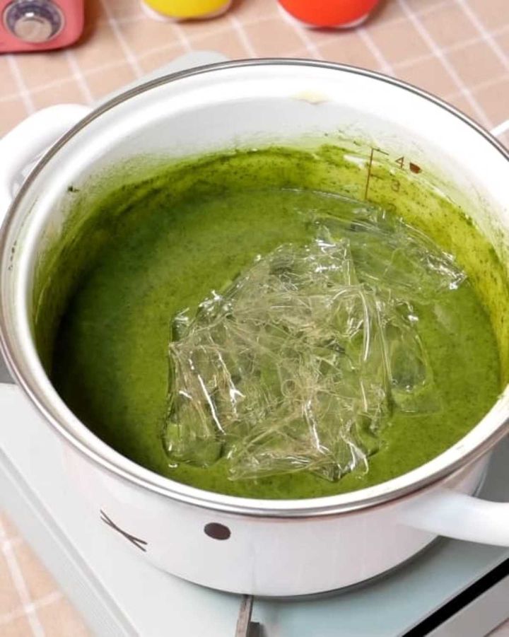 「いちごと抹茶チョコレートのスクエアケーキ」レシピ