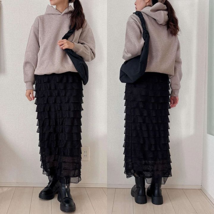 2026春ユニクロ大人女性おすすめスウェットオーバーサイズプルパーカ甘辛ミックスコーデ