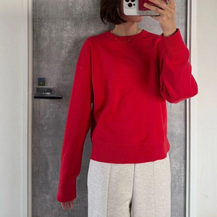 2026春ユニクロ大人女性おすすめスムースコットンクルーネックセーター