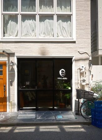 無駄を省き、自然な美味しさを最優先する「マツイノカヌレ東京本店」のカヌレが「1 Hotel Tokyo」の特典に採用