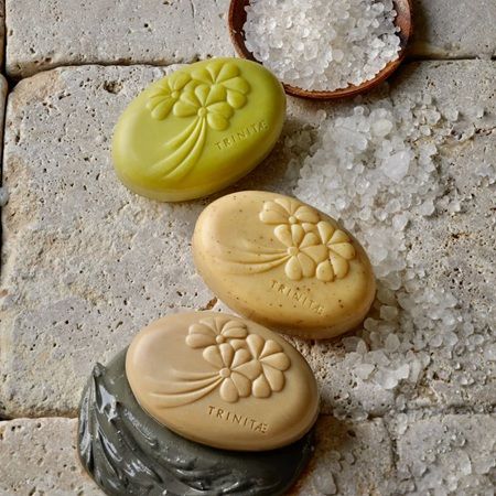 【大阪府大阪市】「死海」の成分とアロマテラピーを融合したコスメ「TRINITAE」が阪神梅田本店で期間限定販売