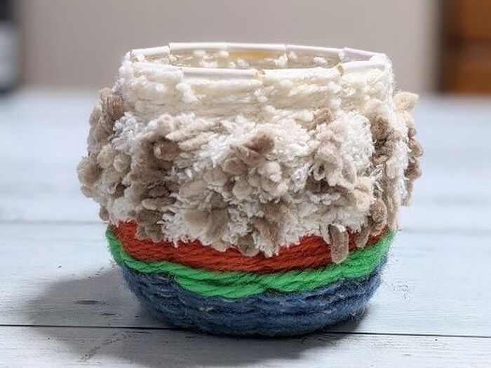 かわった毛糸で作っても面白いですよ～