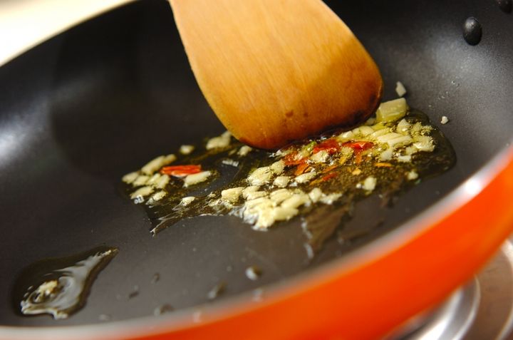 春色満載！ほたるいかのパスタの作り方1