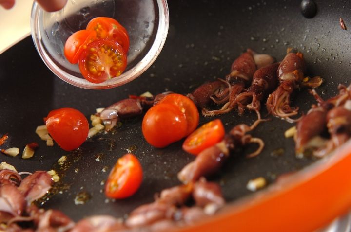 春色満載！ほたるいかのパスタの作り方3