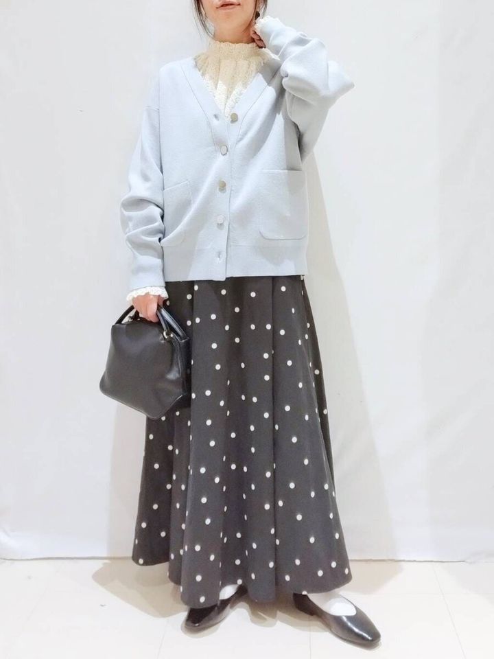 グローバルワークのスウェットライクVネックカーディガン