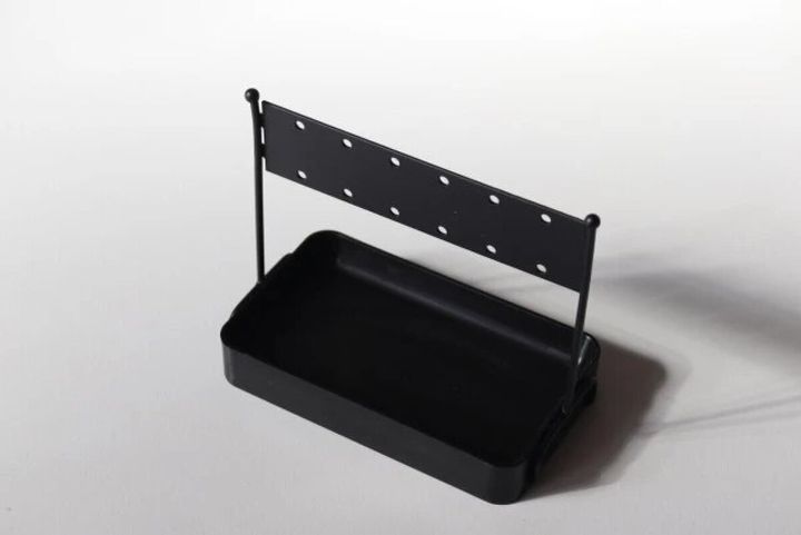 ダイソー ピアススタンド（小物トレー付、ブラック）