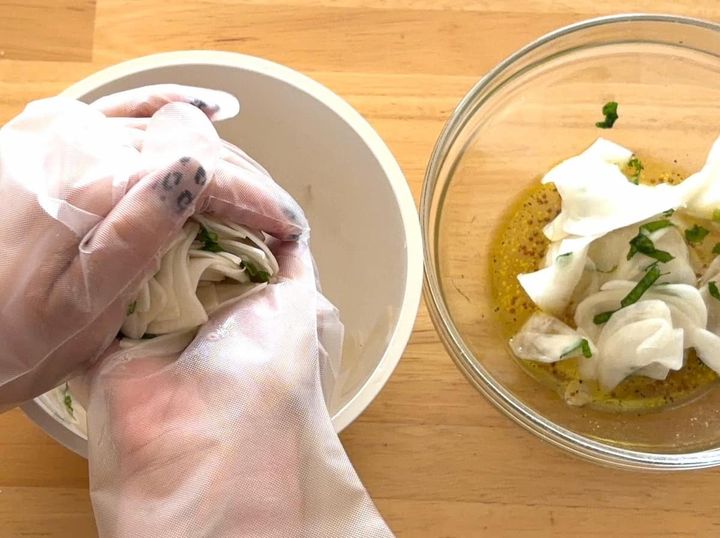 春かぶと生ハムのマリネ