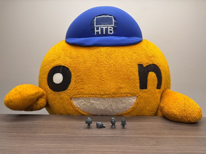 開発中の原型を前にしたonちゃん