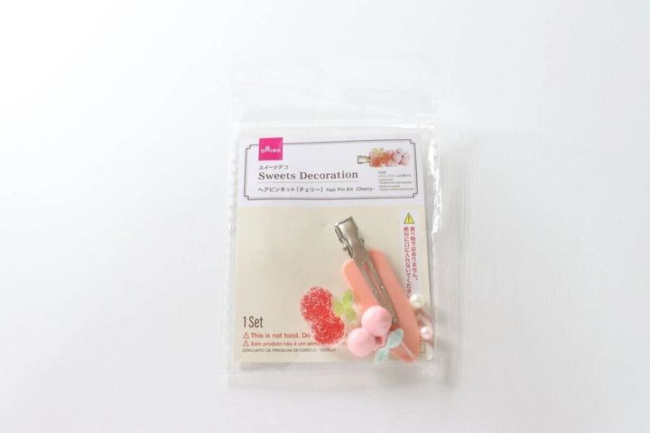 ダイソー ヘアピンキット（チェリー） パッケージ